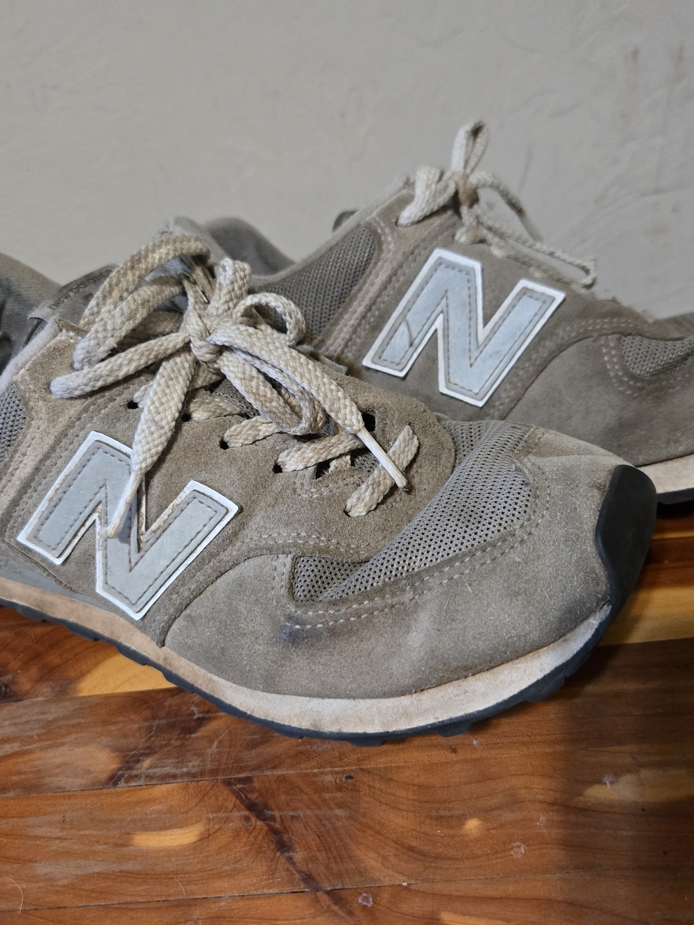 New Balance Men's Suede Mesh Sneakers - Taupe/Beige